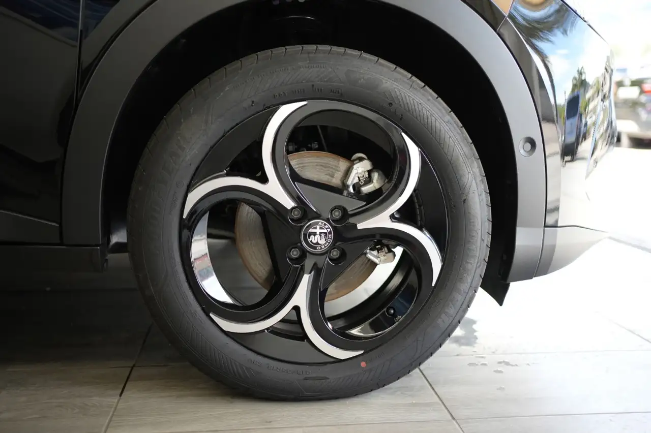 Alfa Romeo Junior 2026