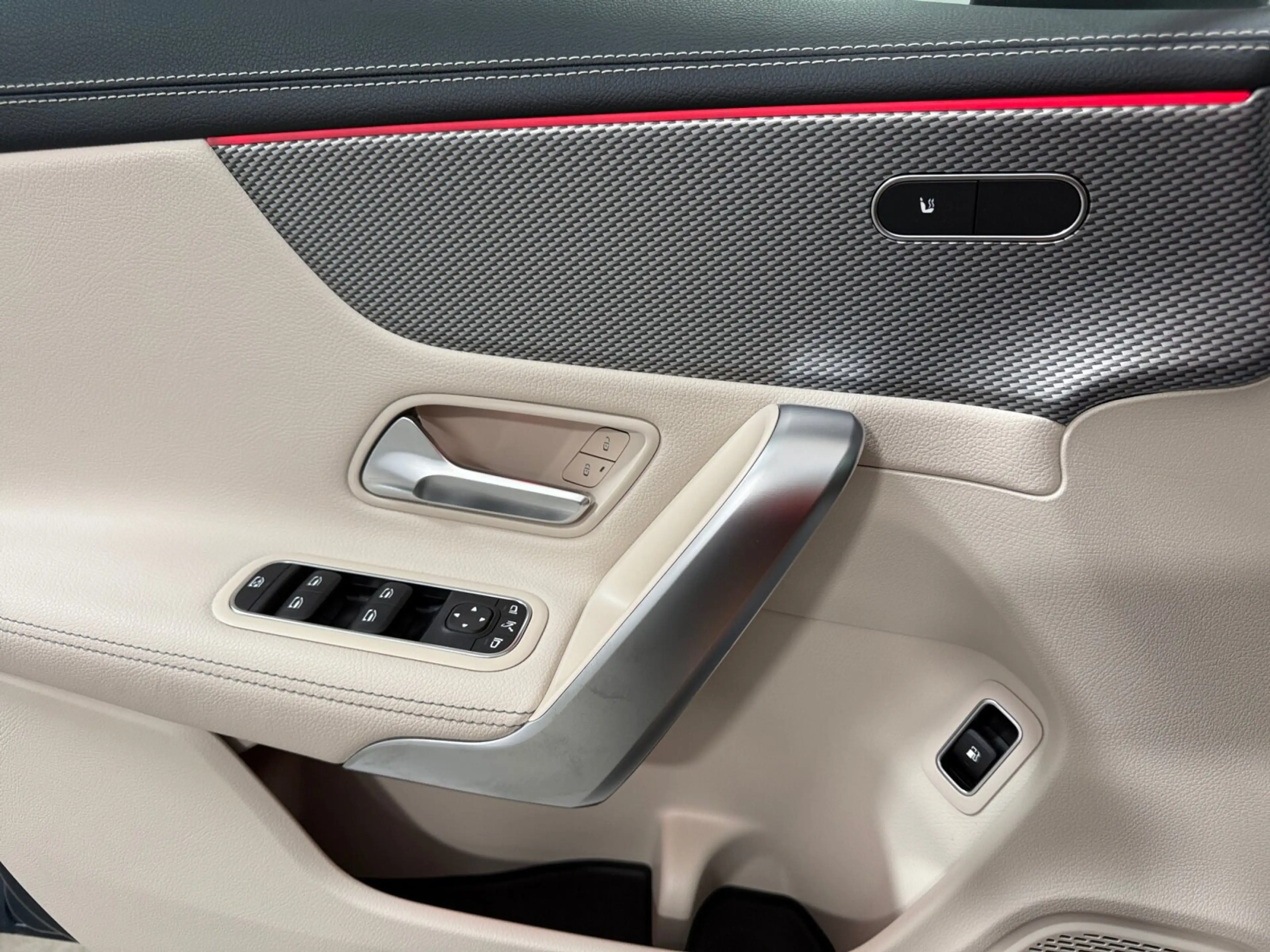 Mercedes-Benz CLA 250 e Shooting Brake Business Solution ** Pano | Di... — photo 17
