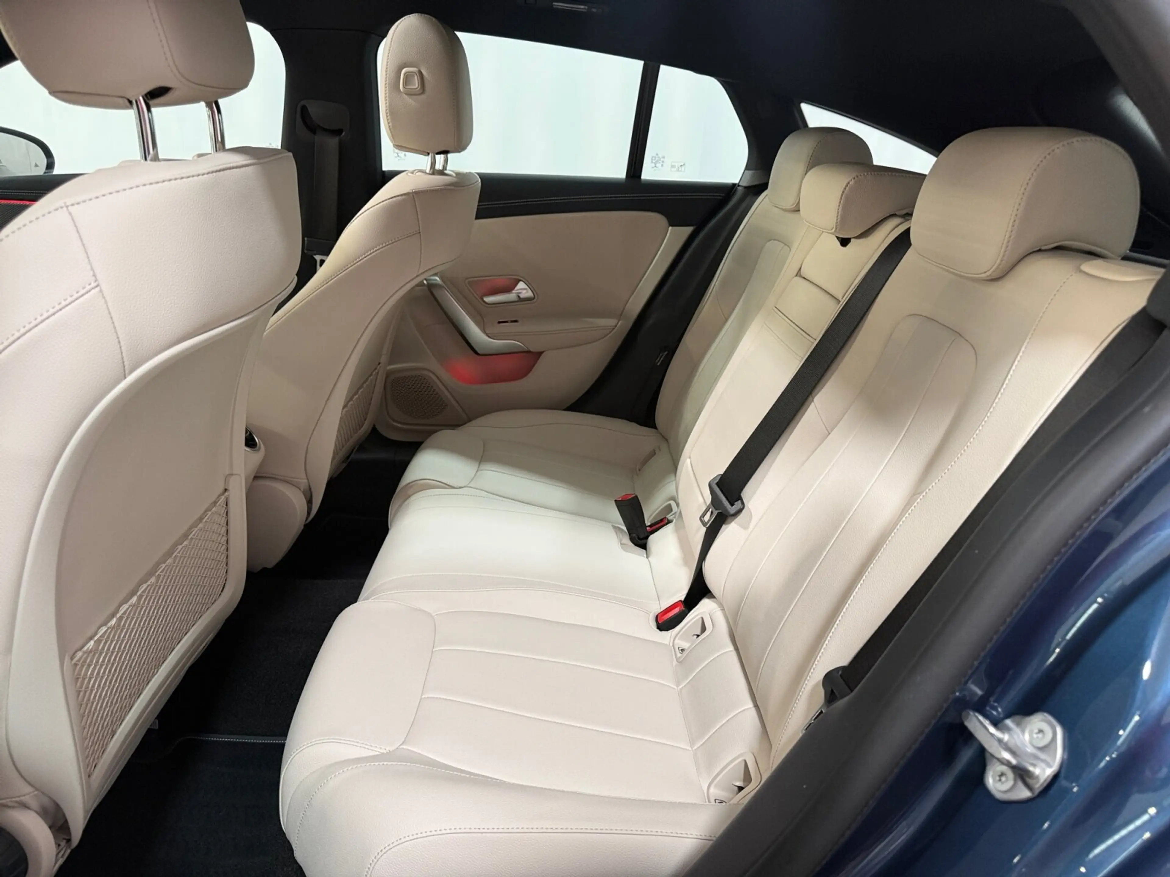 Mercedes-Benz CLA 250 e Shooting Brake Business Solution ** Pano | Di... — photo 25