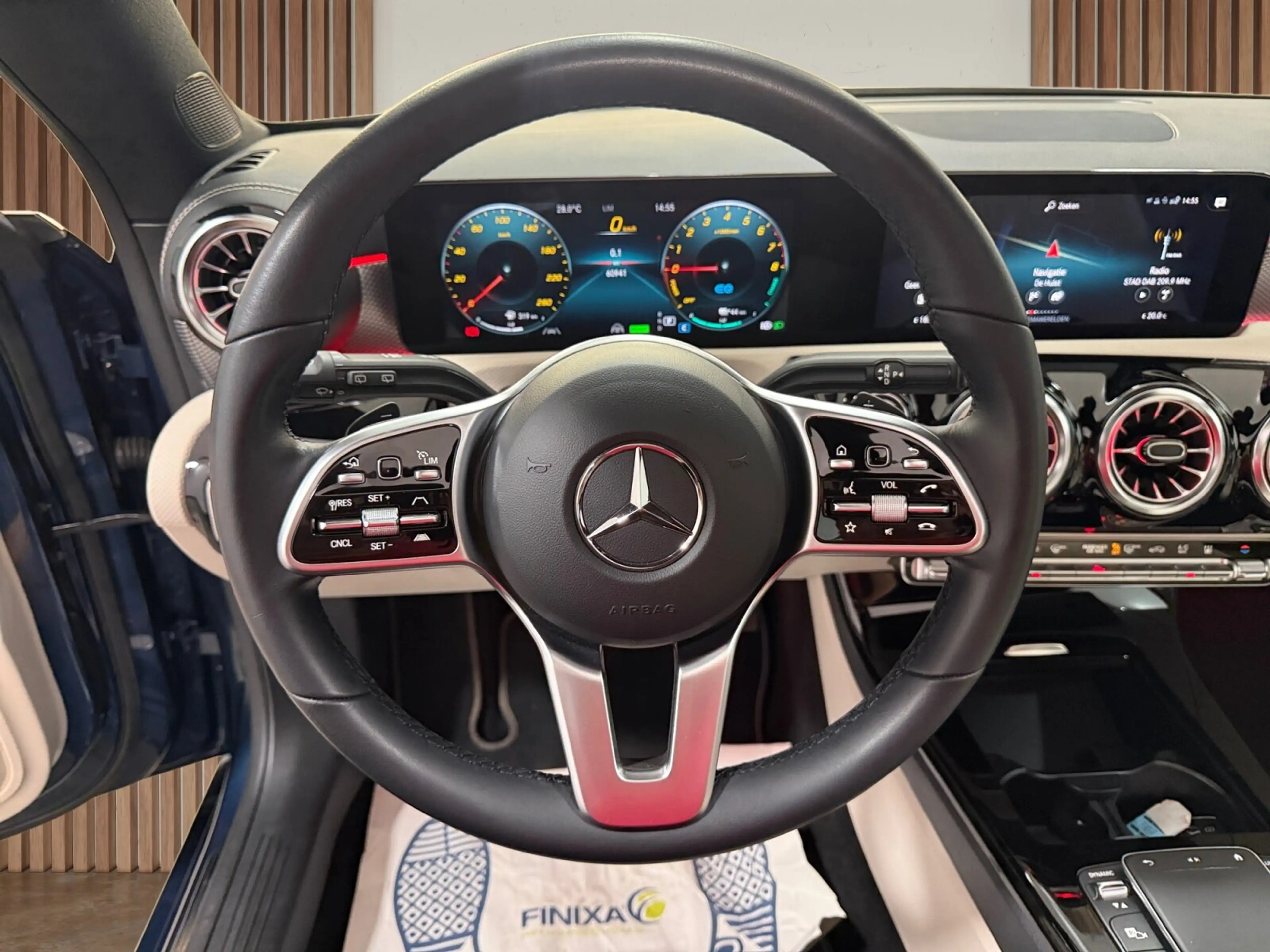 Mercedes-Benz CLA 250 e Shooting Brake Business Solution ** Pano | Di... — photo 13