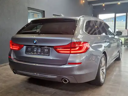 Annonce voiture d'occasion BMW 520 - CARADIZE