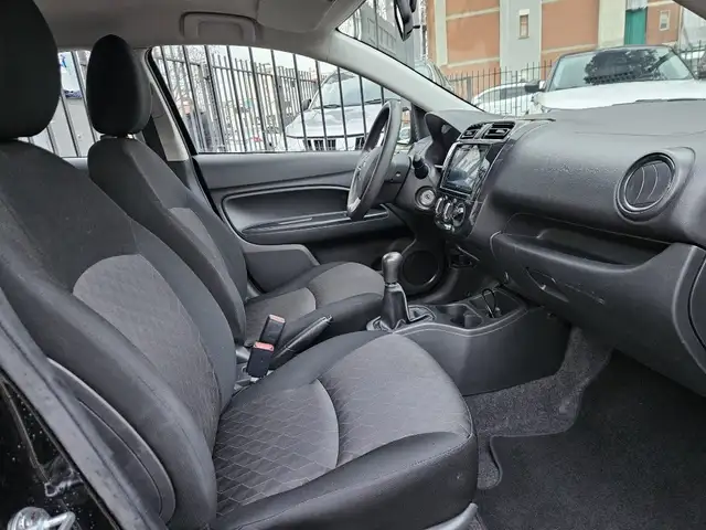Mitsubishi Space Star view 12