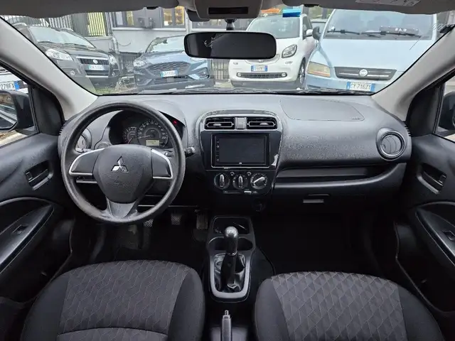 Mitsubishi Space Star view 10