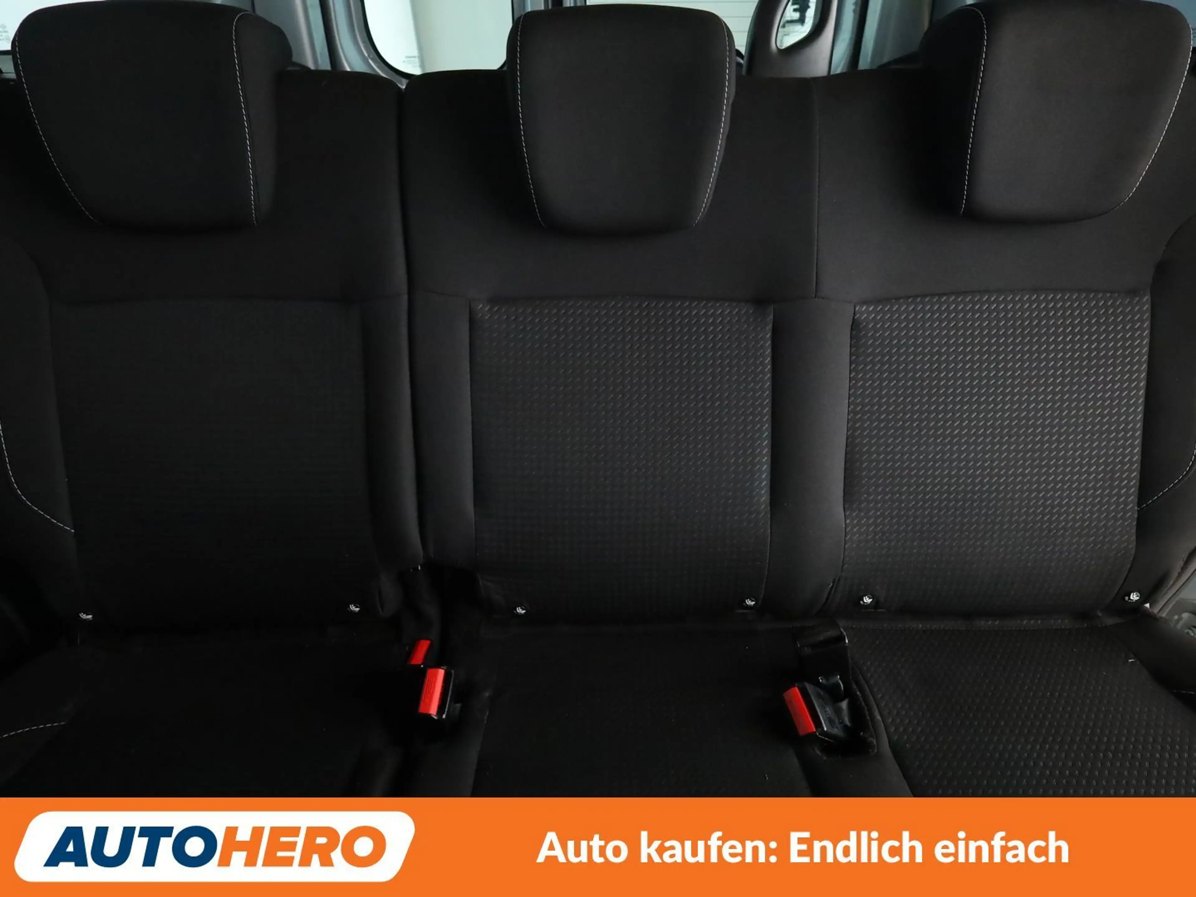 Dacia Dokker 1.3 TCe Comfort *TEMPO*PDC*SHZ* — photo 15