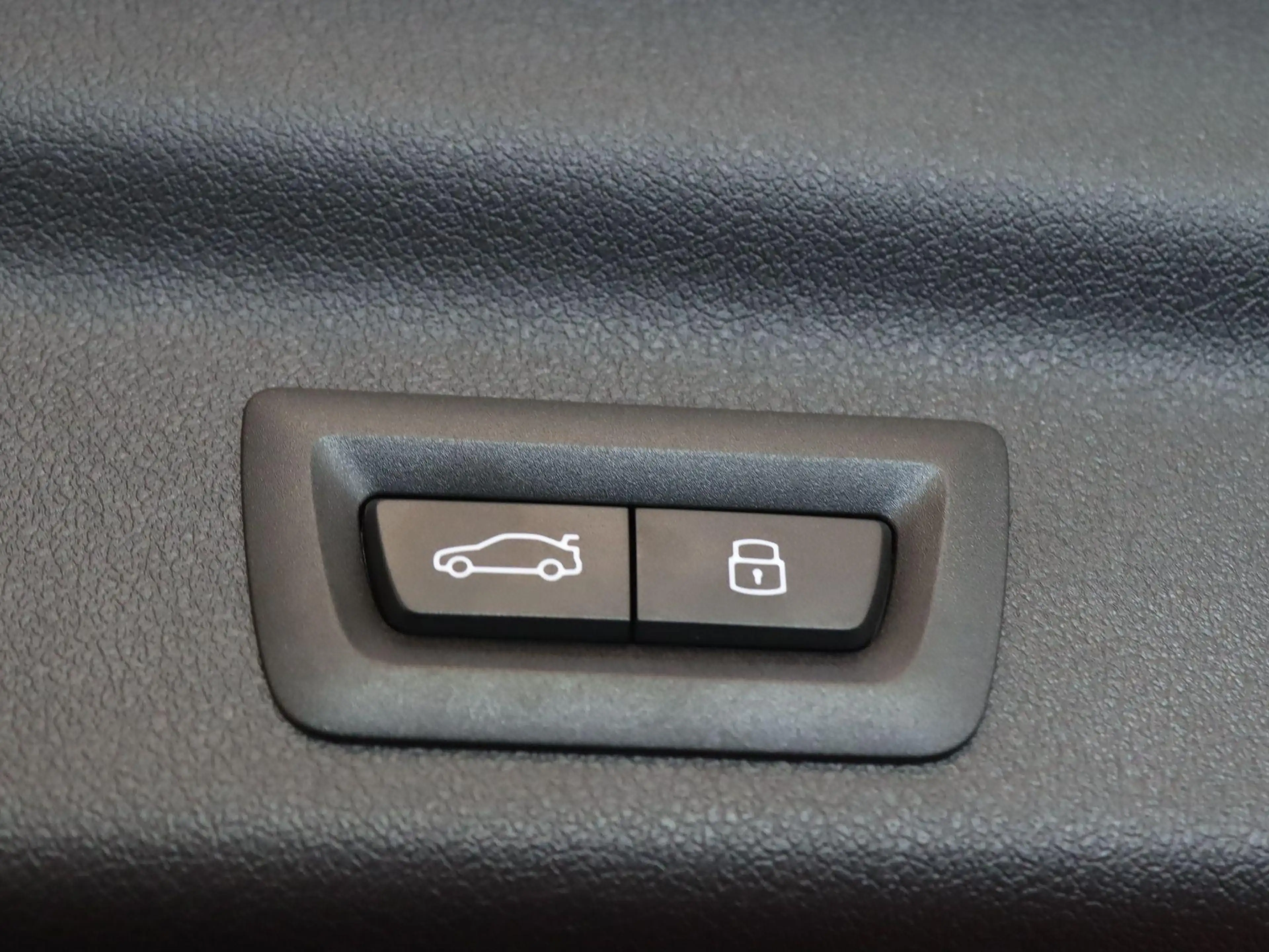 BMW iX1 xDrive30 67 kWh M Sport Edition AWD - NIEUWE AUTO! — photo 3