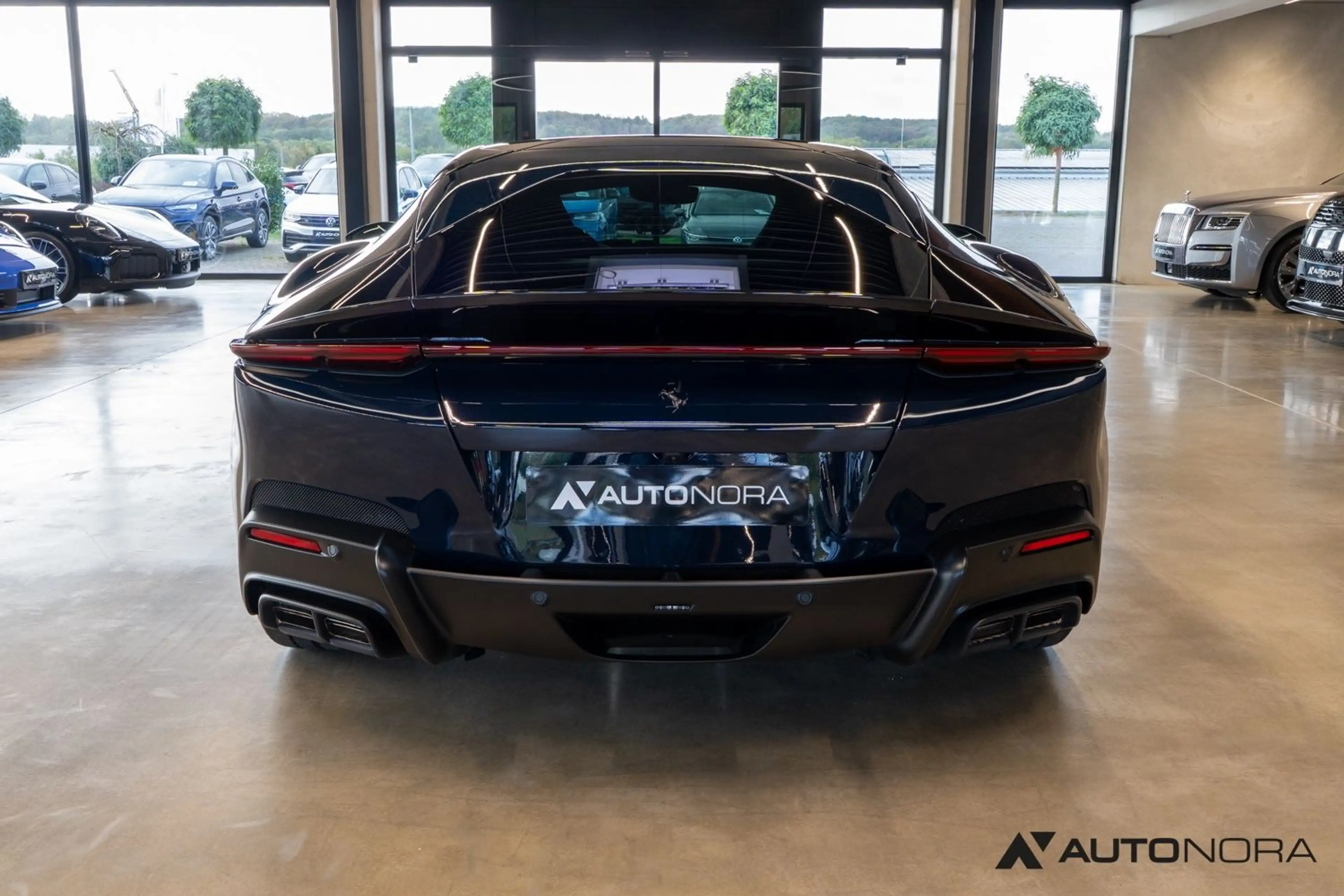 Ferrari 12 Cilindri 12 Cilindri ACC Lift Burmester Massage CarPlay — photo 9