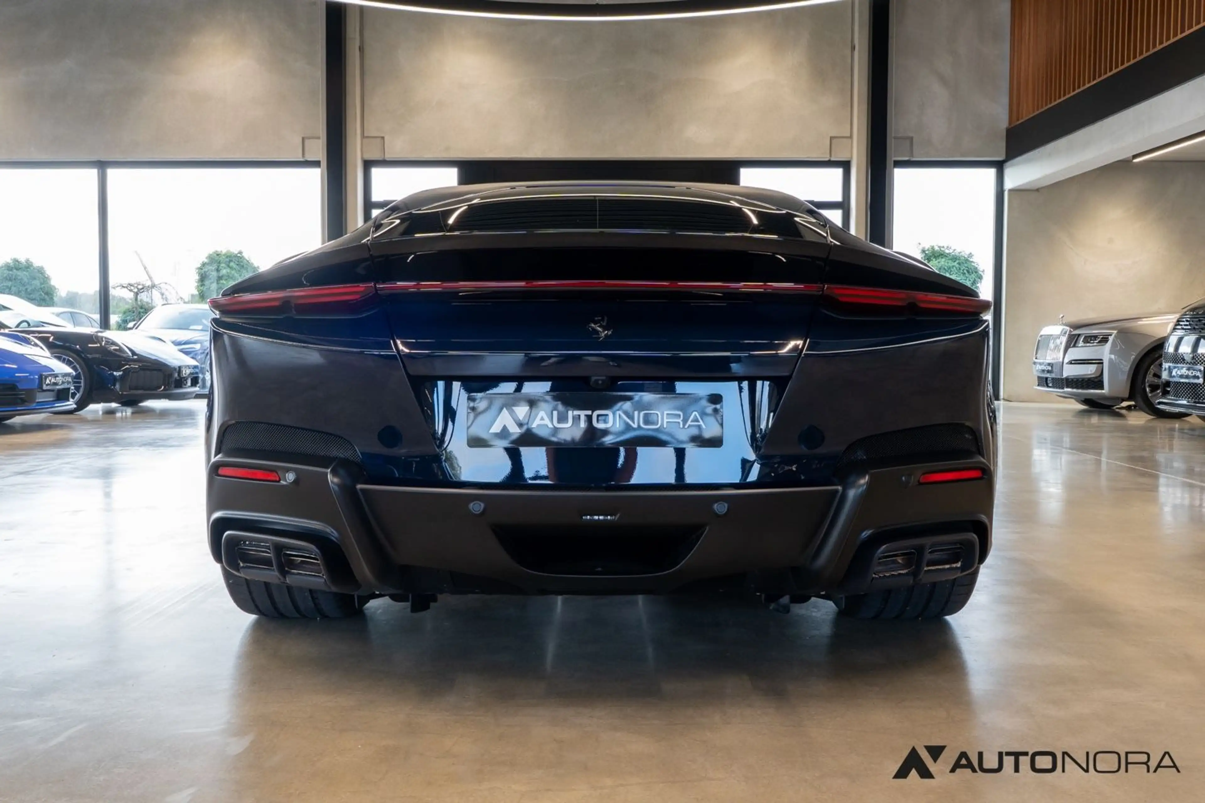 Ferrari 12 Cilindri 12 Cilindri ACC Lift Burmester Massage CarPlay — photo 15