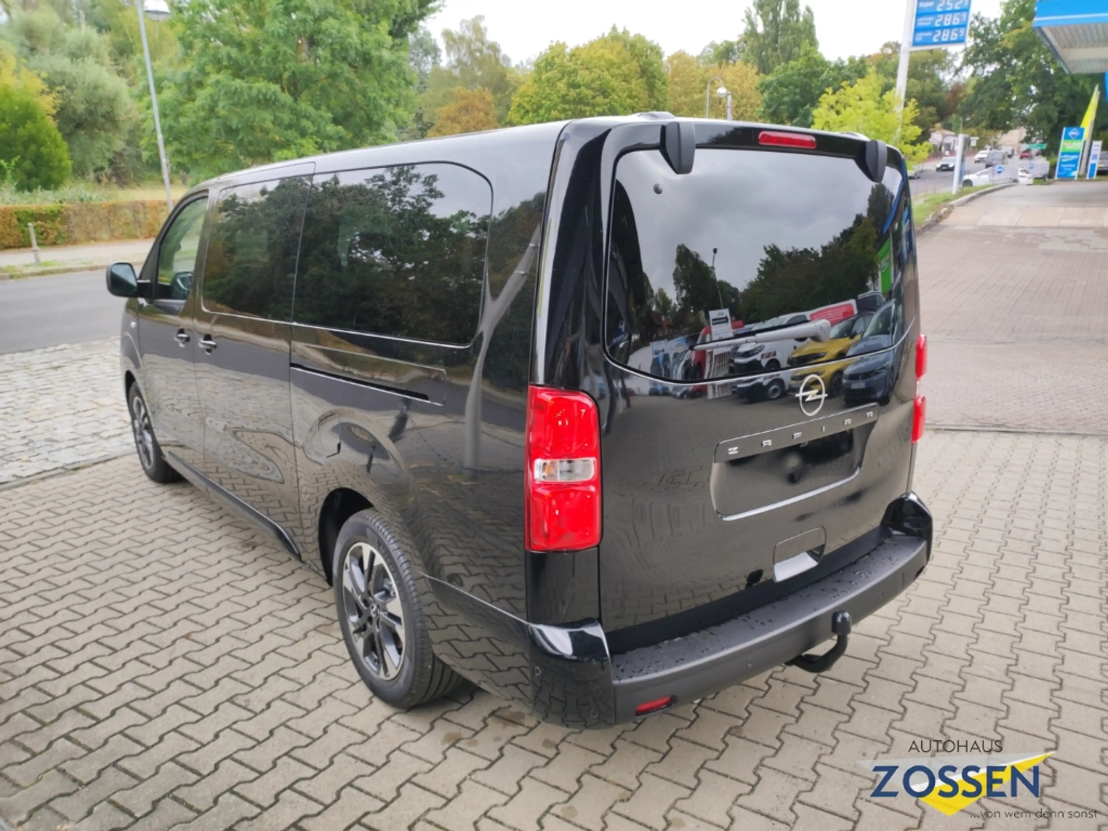Opel Zafira Life GS XL+8 Sitzer+Standheizung+Leder+LED — photo 7