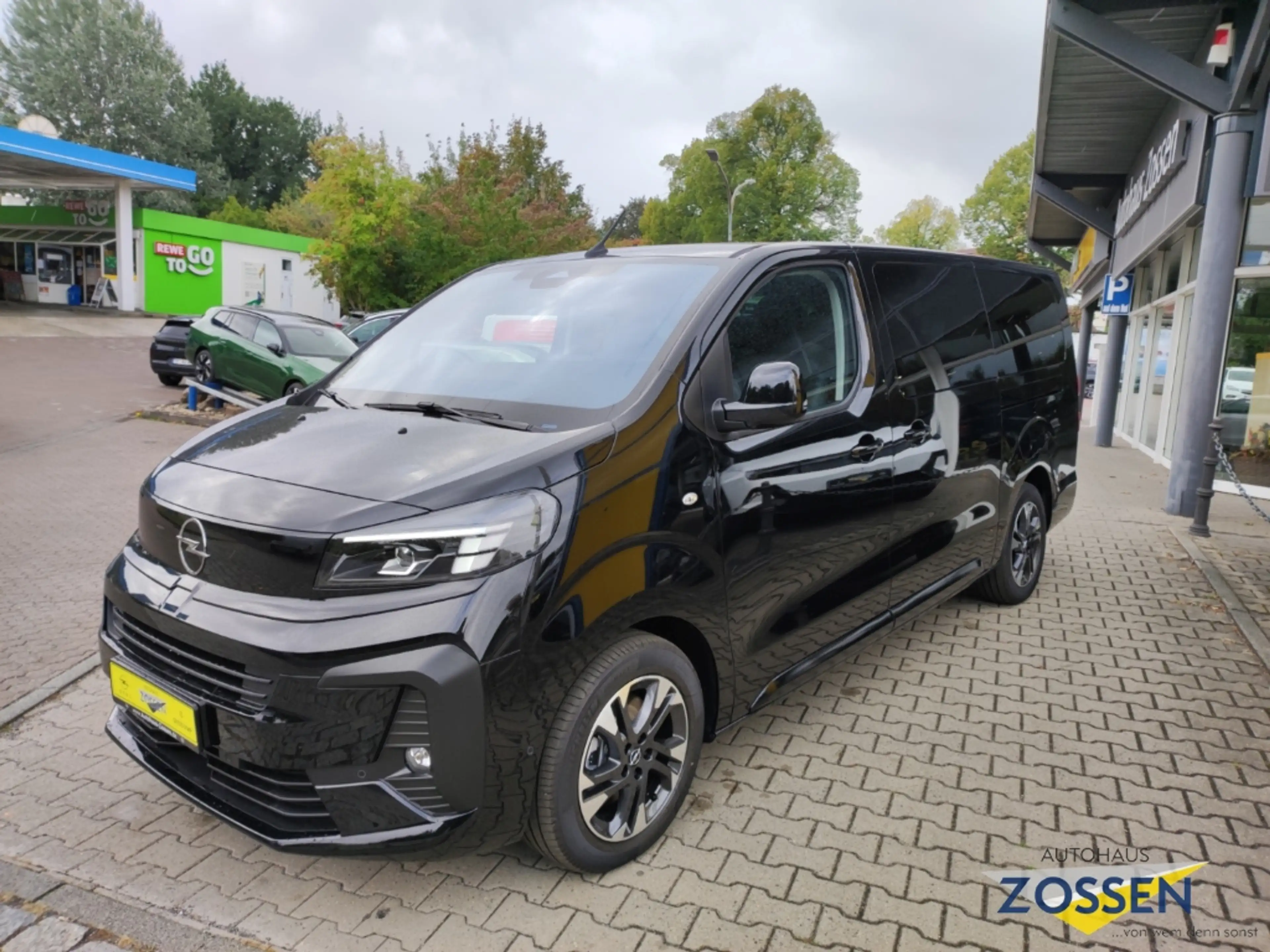 Opel Zafira Life GS XL+8 Sitzer+Standheizung+Leder+LED