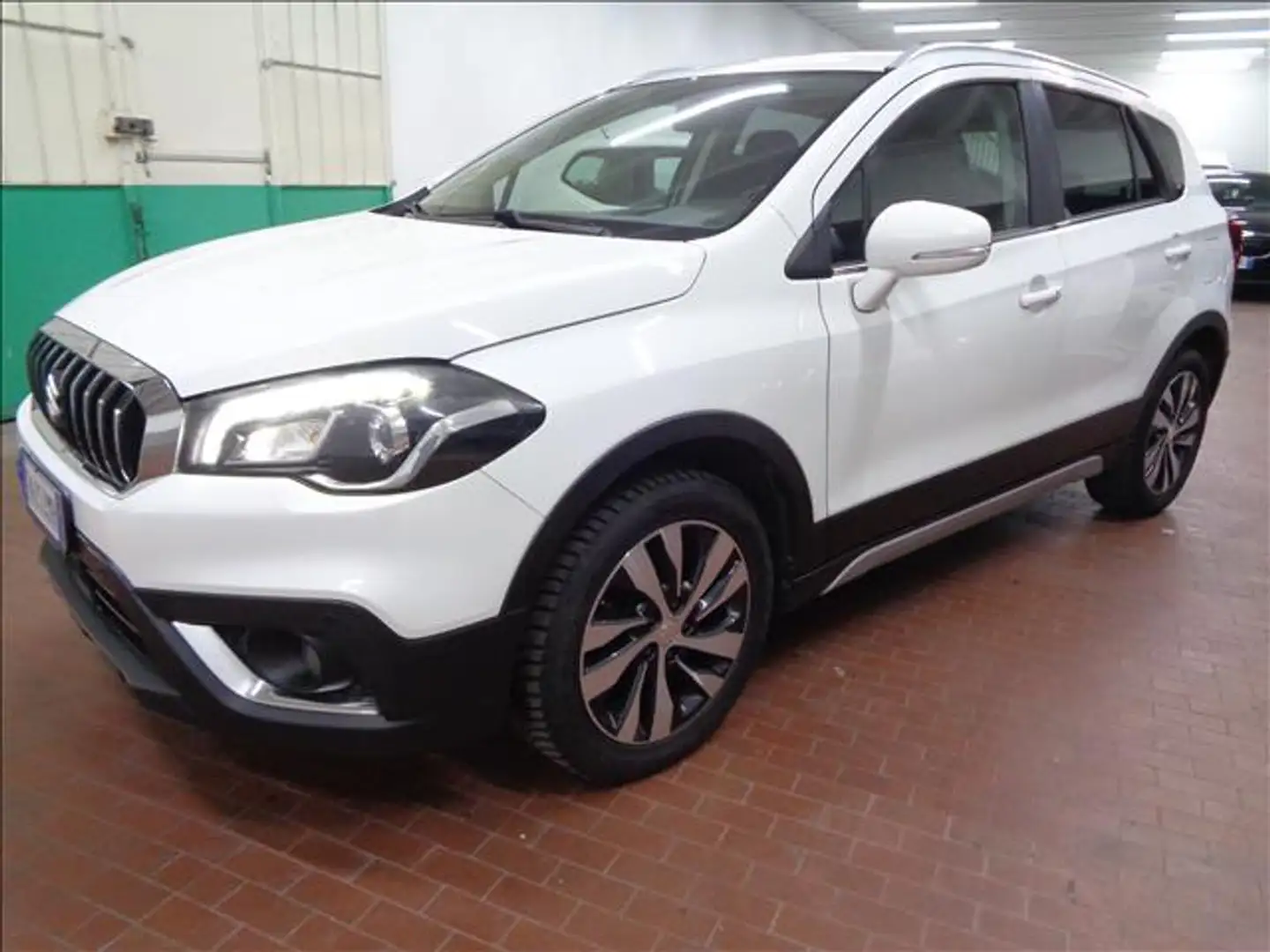 Suzuki SX4 S-CROSS 1.6 DDIS 4WD ALLGRIP TOP SeS Weiß - 1