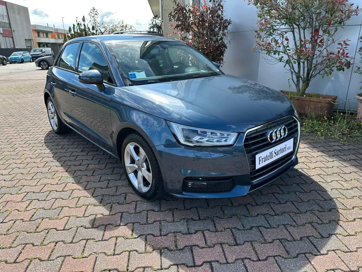 Audi A1 A1 Sportback 1.4tdi Sport s-tronic EURO6 Neopaten. Blu/Azzurro - 1
