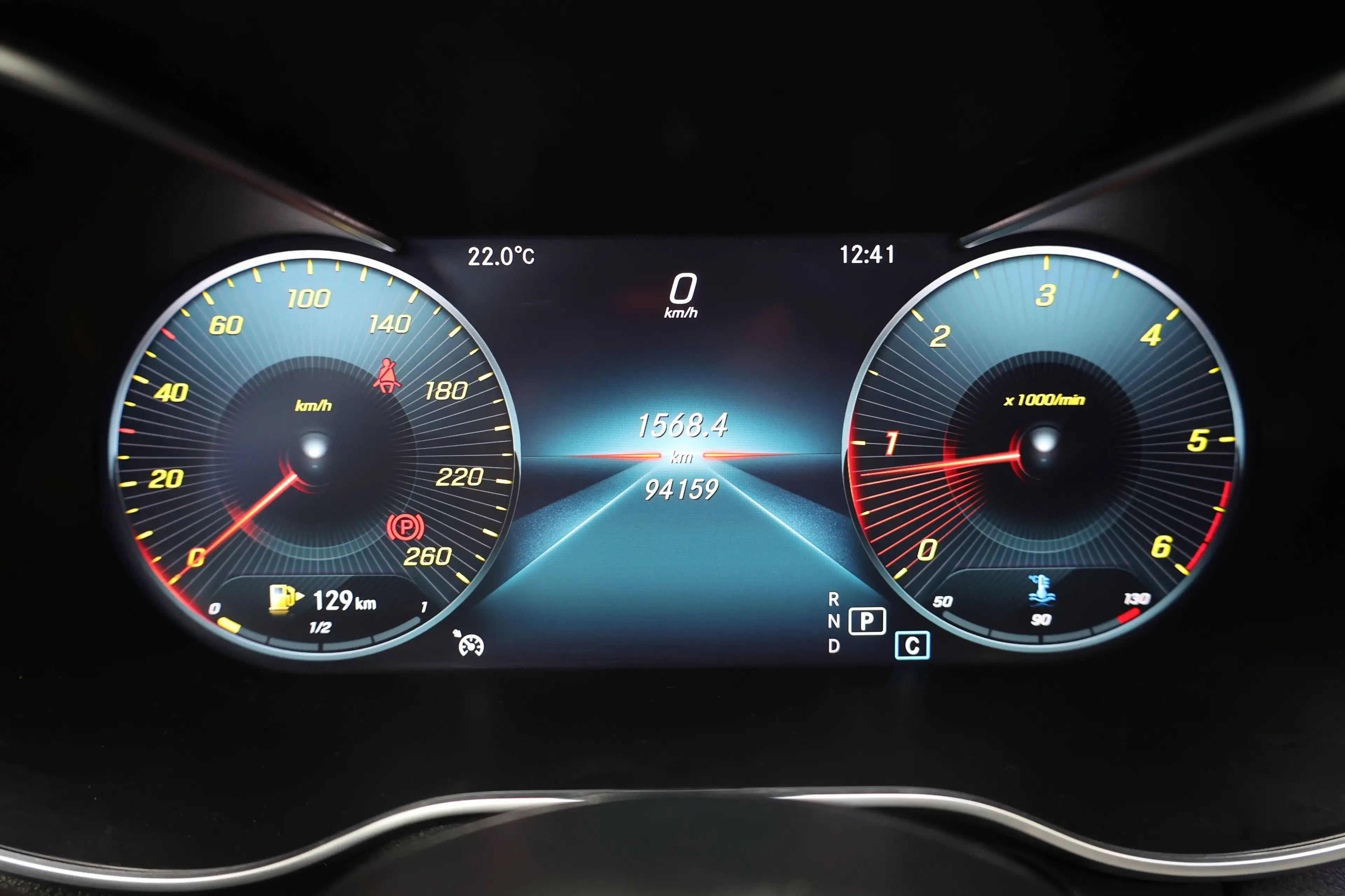 Mercedes-Benz C 200 C 200 d (205.001) — photo 13