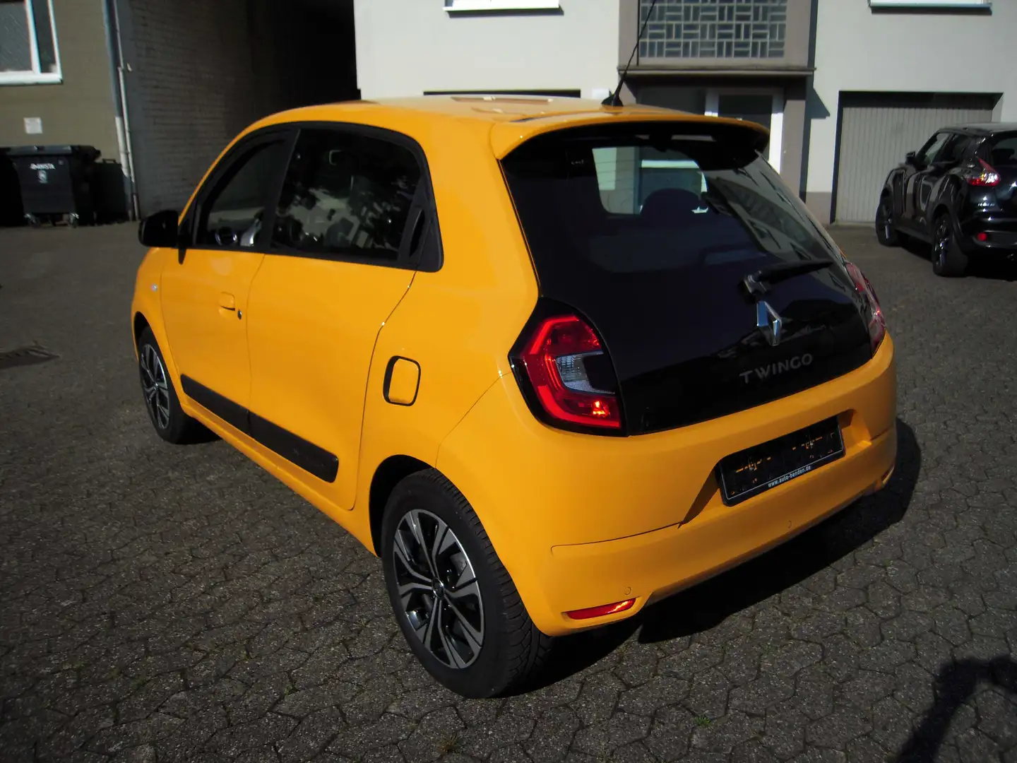 Renault Twingo Nur 23000 Km!! Inzahlungnahme möglich!! Gelb - 2