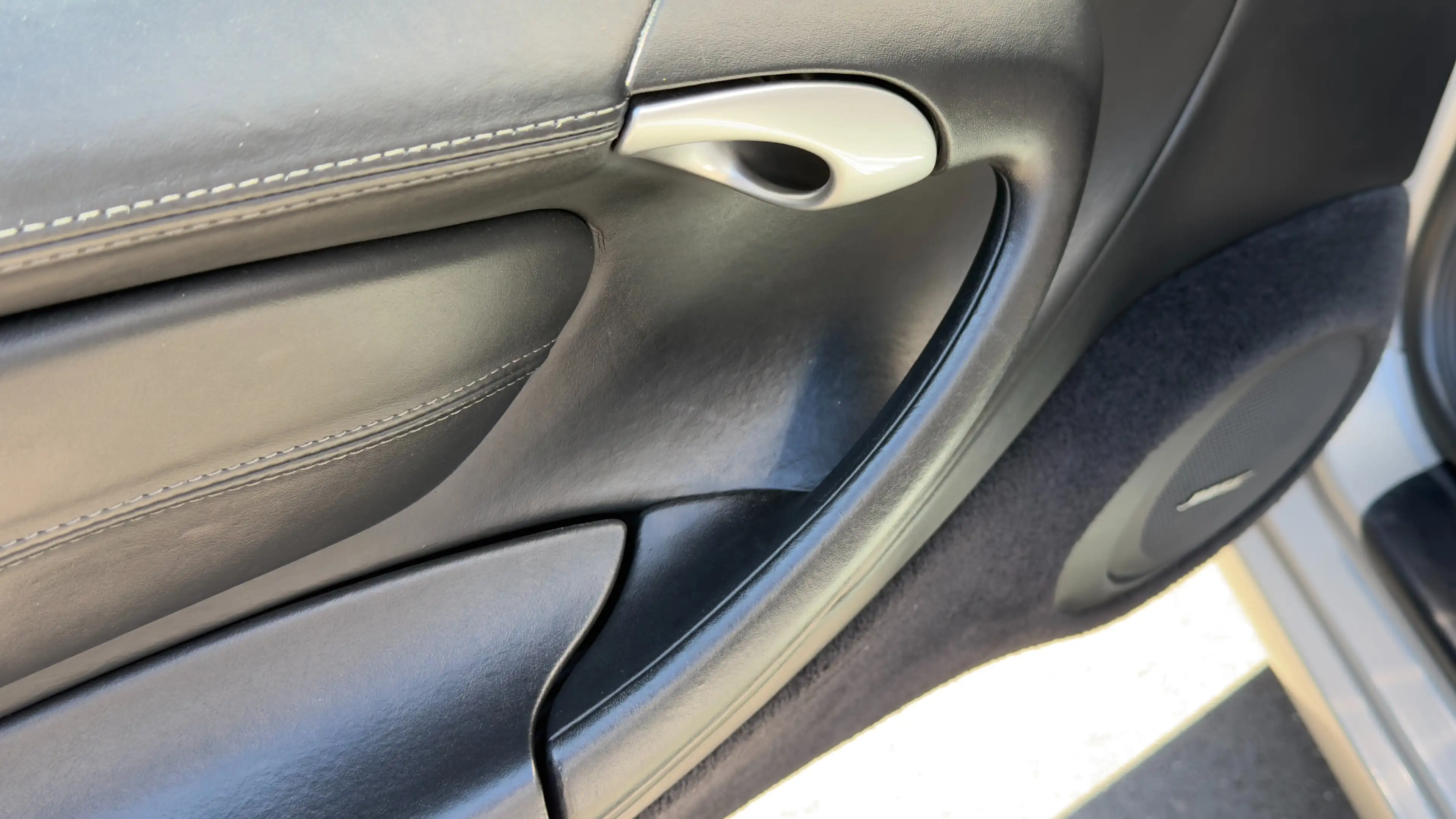 Porsche 911 911 Carrera 4 Cabrio Limited Edition — photo 10