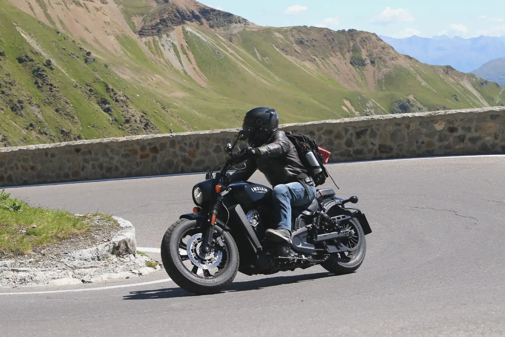 Indian Scout Nero - 1