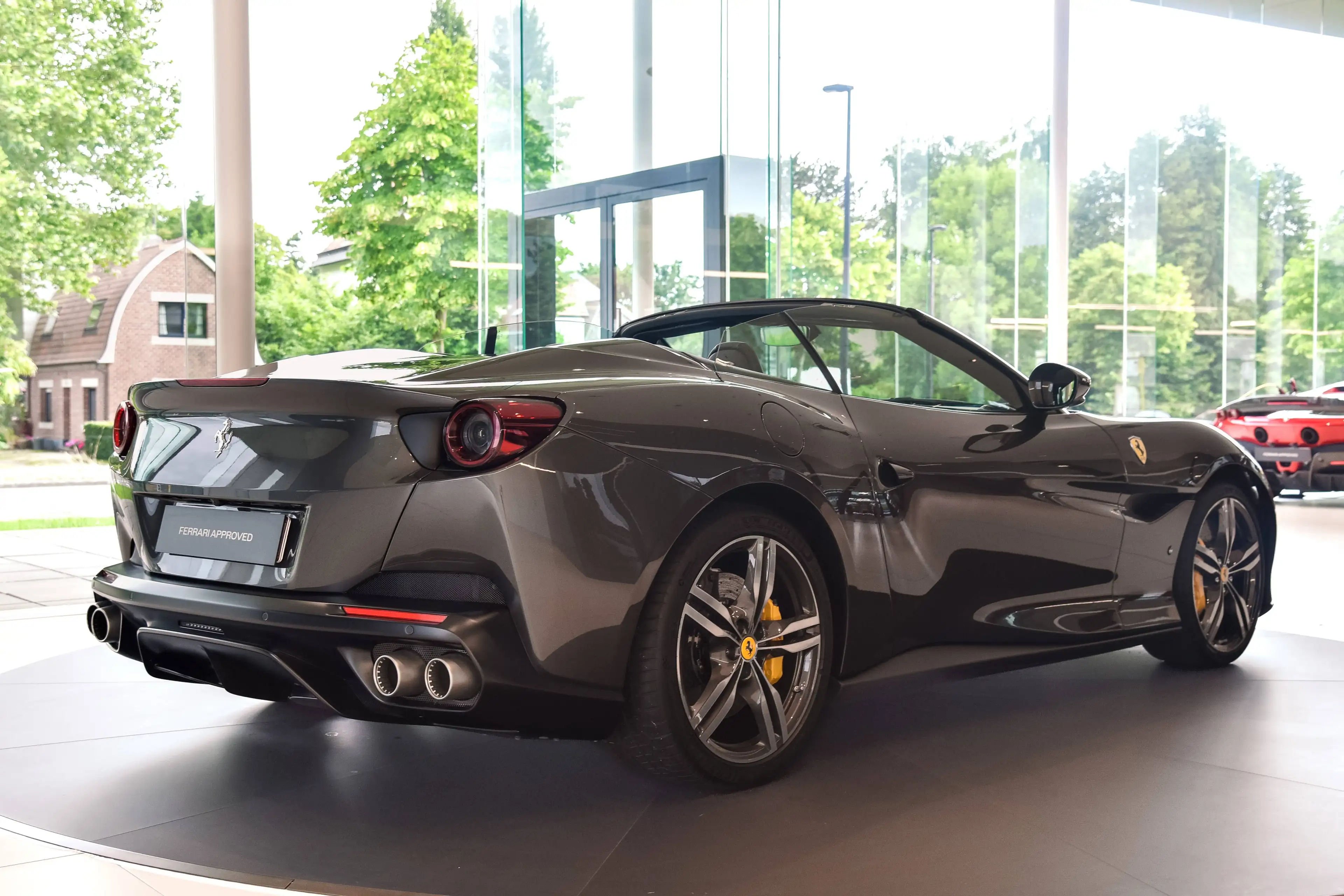 Ferrari Portofino Historical Colour | LEDS | Full Monza History — photo 4