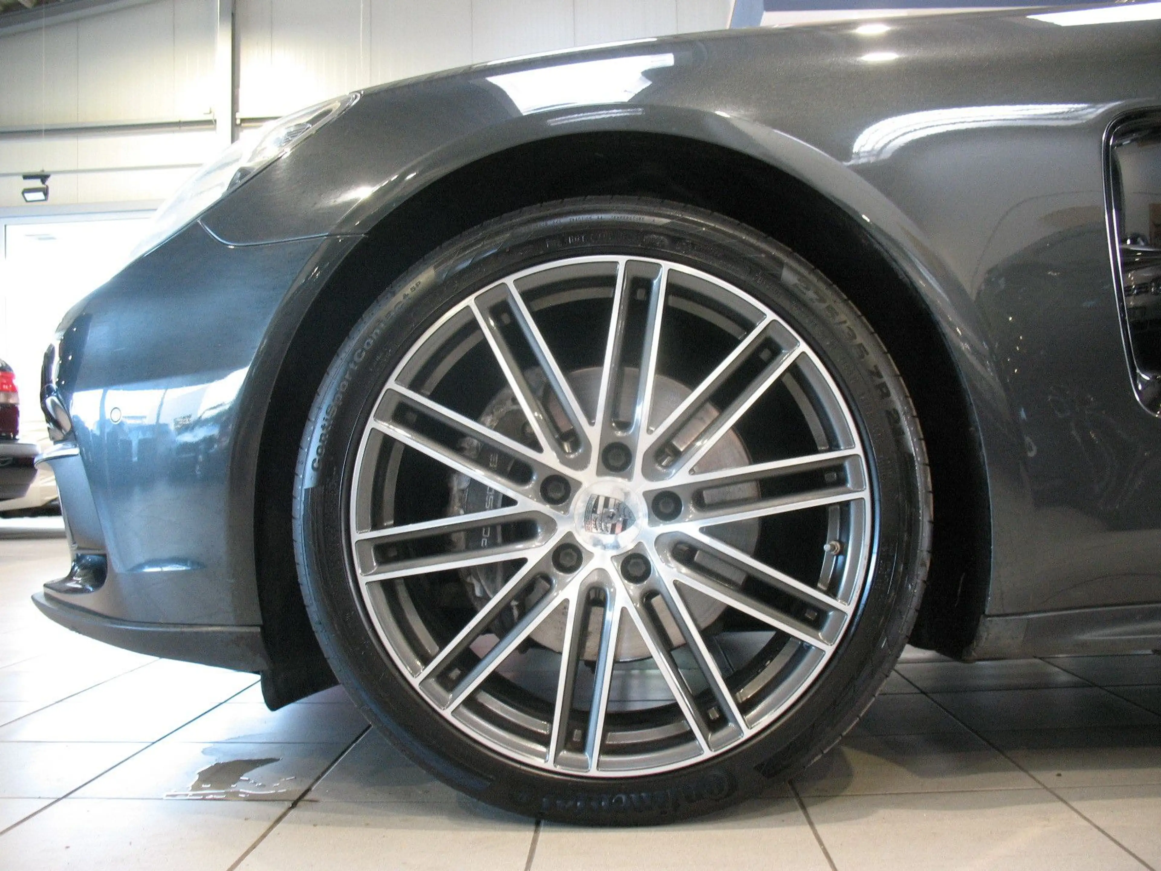Porsche Panamera 4 *LEDER*PANORAMA*LED*SHD* — photo 5