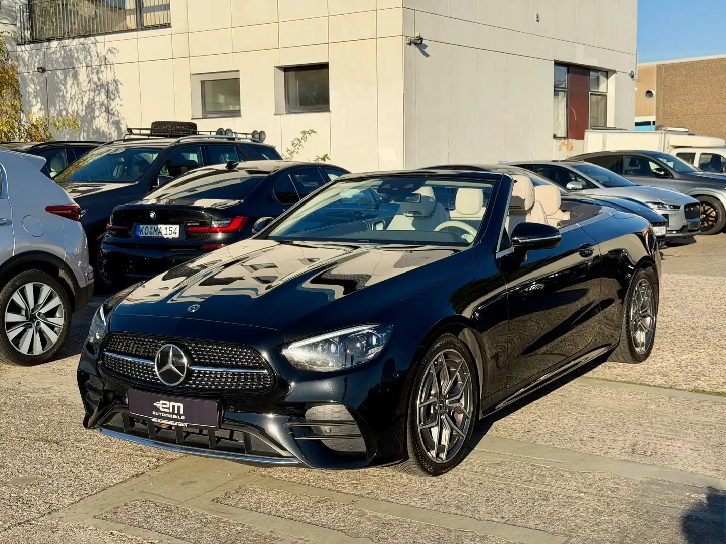 Mercedes-Benz E 220 d Cabrio AMG/Multibeam/Wide/Ambiente Schwarz - 2