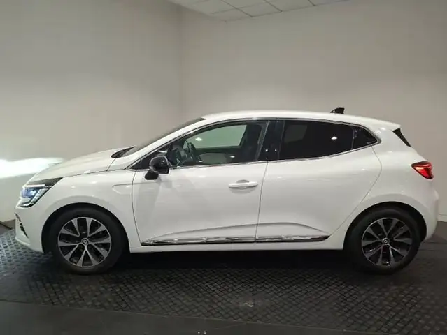 Renault Clio view 4