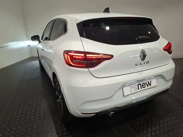 Renault Clio view 3