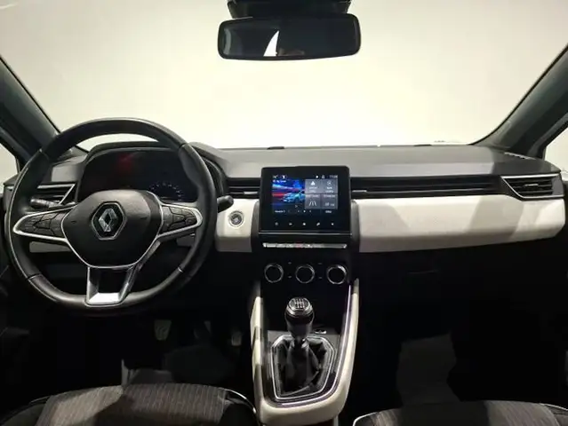 Renault Clio view 6