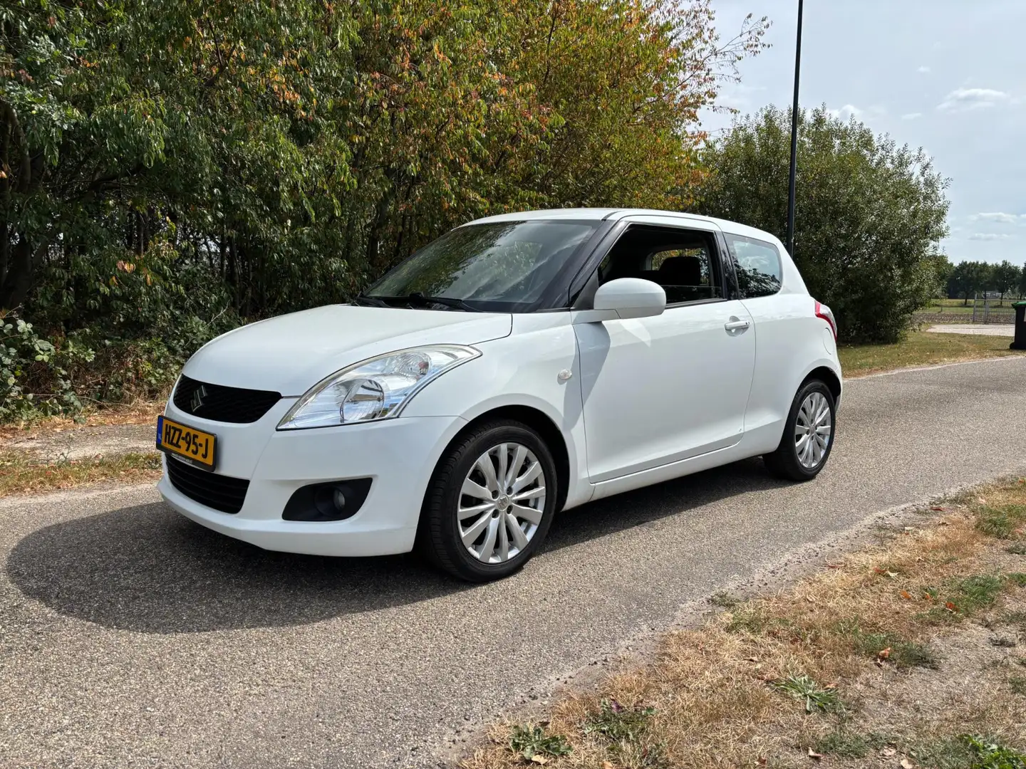 Suzuki Swift 1.2 Comfort EASSS Wit - 1