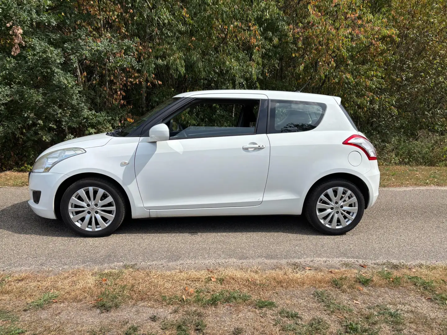 Suzuki Swift 1.2 Comfort EASSS Wit - 2