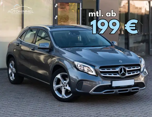 Mercedes-Benz GLA 200 7G DCT Urban Rückfahrkamera HarmanKardon