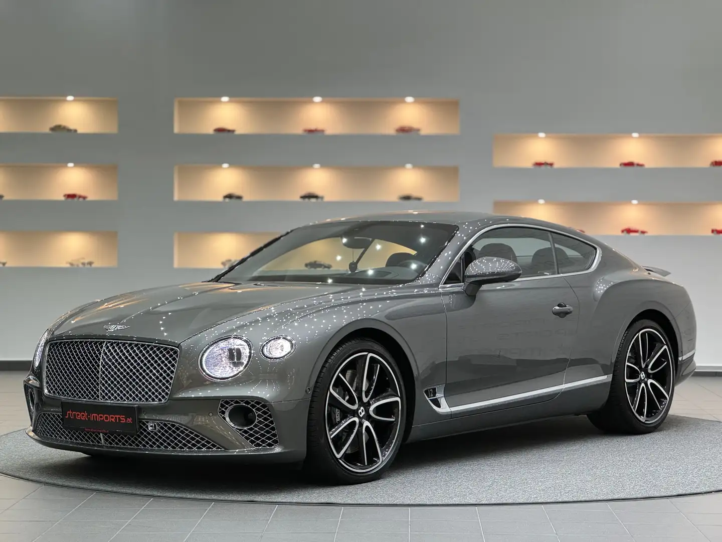 Bentley Continental GT GT Coupe*Mulliner*1Besitz*Garantie2028* Grau - 1