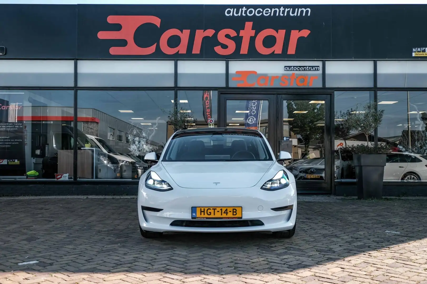 Tesla Model 3 Standard RWD Plus 60 kWh|PANO|NETTE STAAT Weiß - 2
