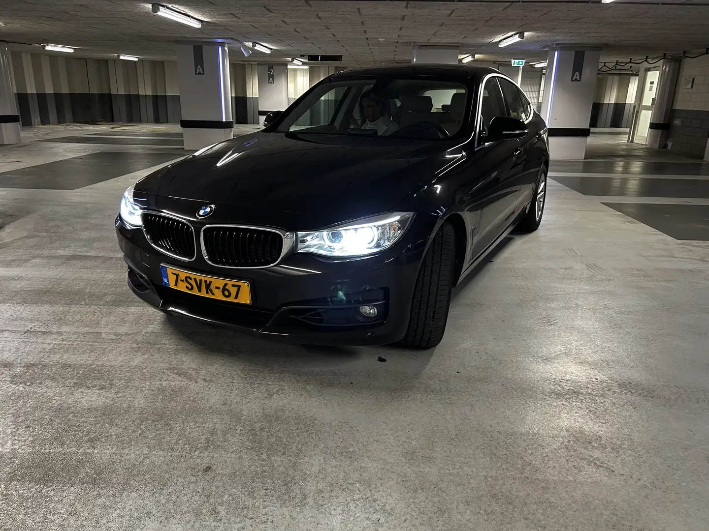 BMW 320 GT Bruin - 2