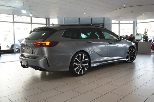 Opel Insignia view 10