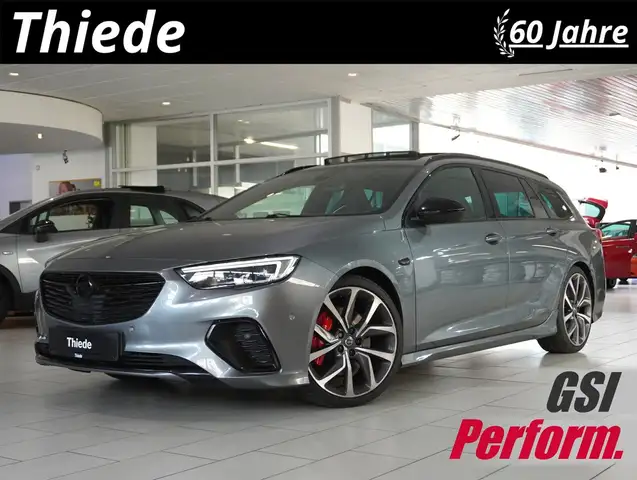 Opel Insignia main image
