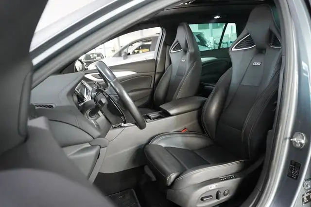 Opel Insignia view 20