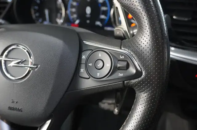 Opel Insignia view 25