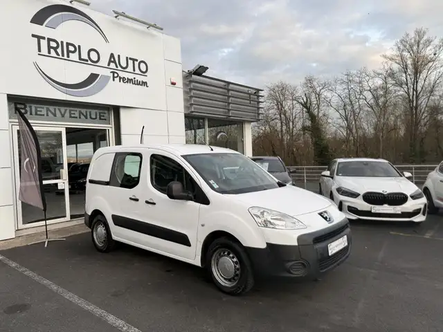 Peugeot Partner Partner 1.6 HDi - 90 Fourgon Confort TVA RECUPERABLE + CLIM