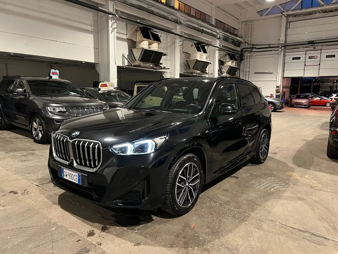 BMW X1 X1 U11 sdrive20i mhev 48V MSport auto prezzo reale Schwarz - 1