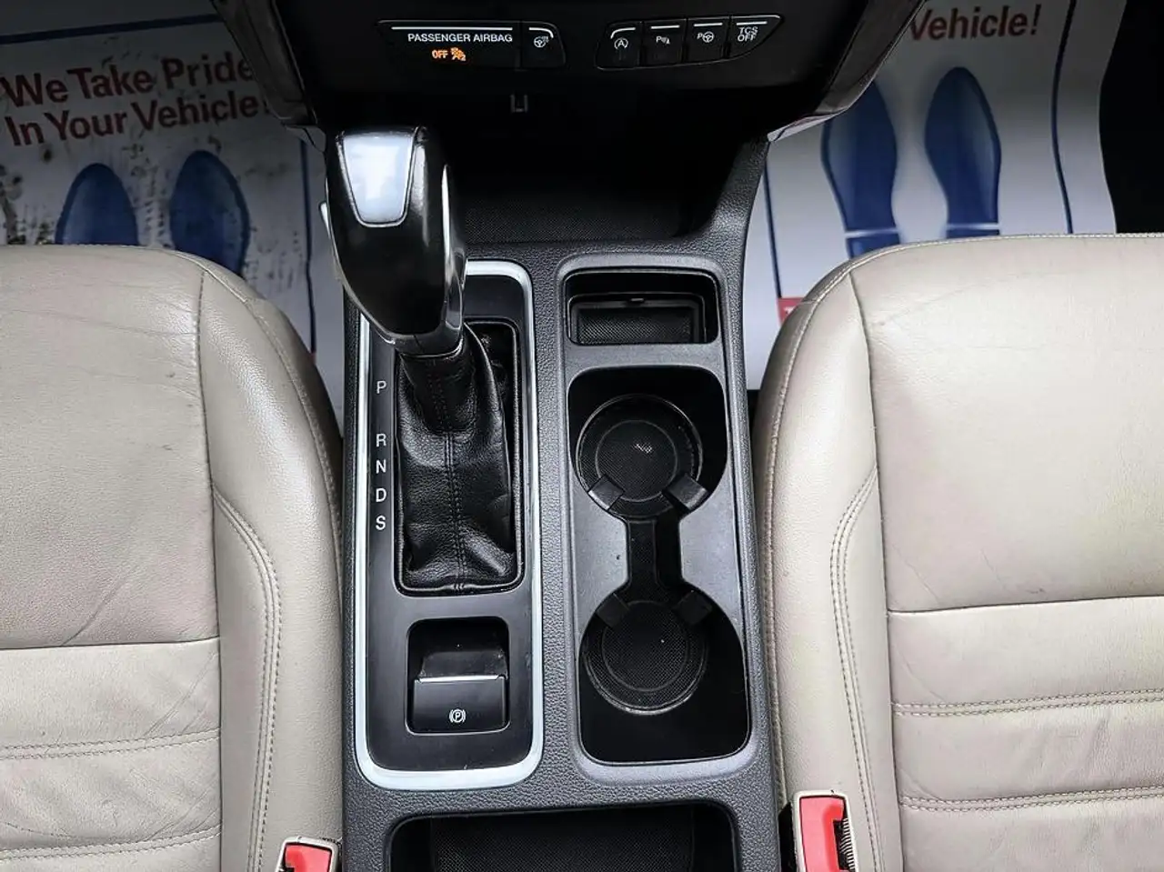 Ford Escape снимка Ford Escape
