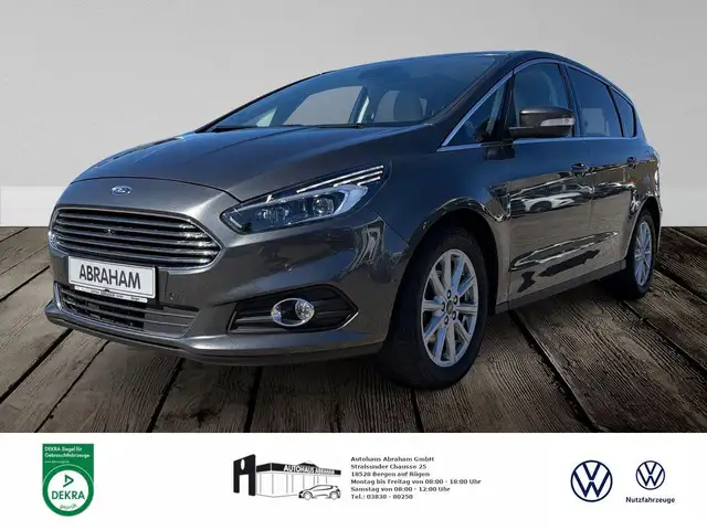 Ford S-Max 2.0 EcoBoost Titanium "Behindertengerecht"