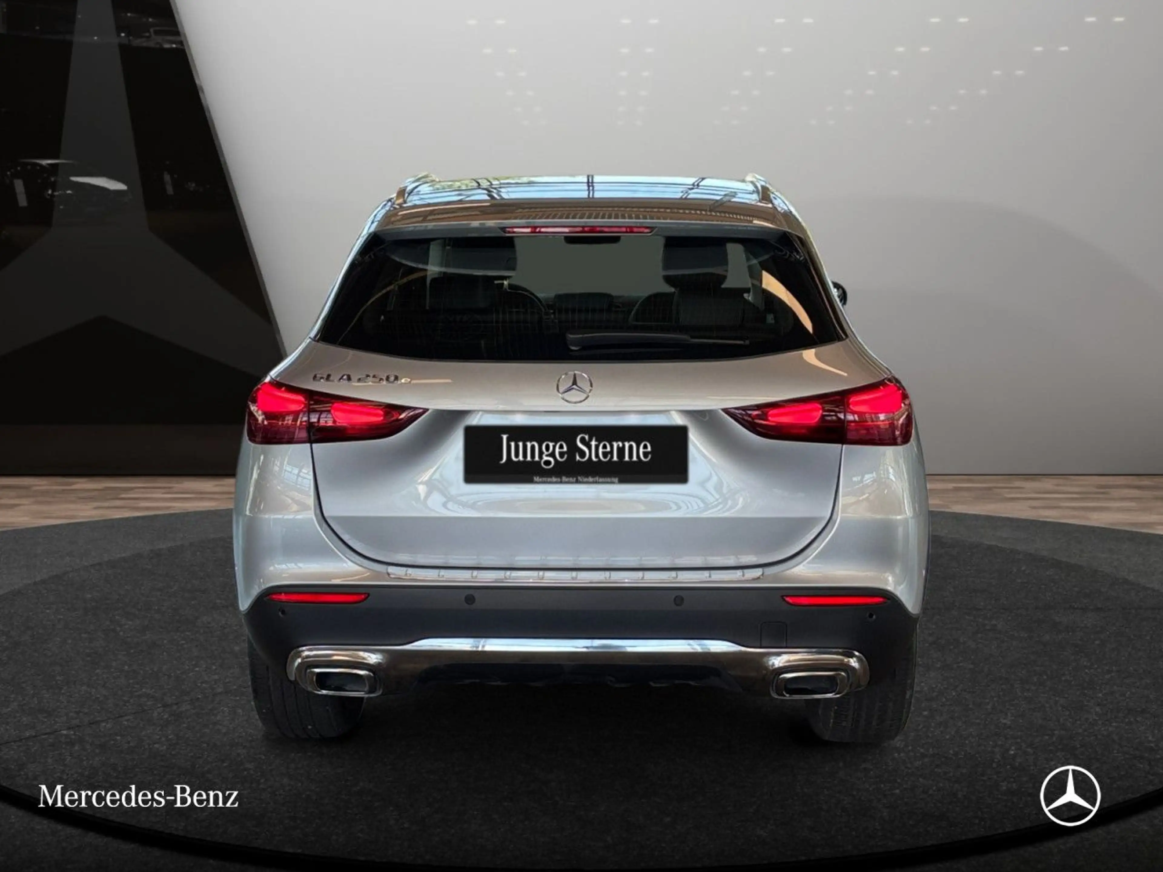 Mercedes-Benz GLA 250 e PROGRESSIVE+PANO+360°+MULTIBEAM+TOTW+8G — photo 9