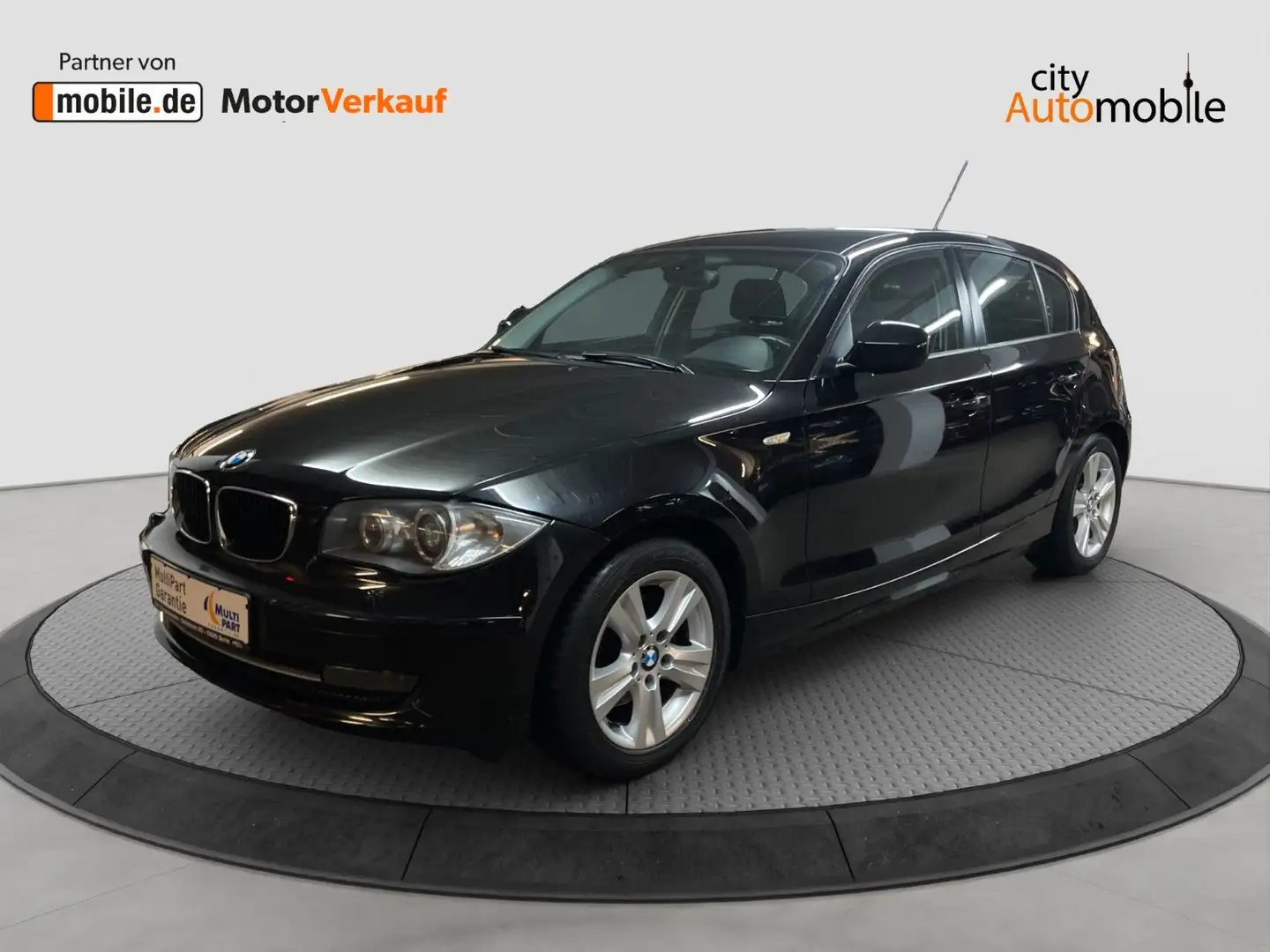 BMW 118 d/Xenon/Klimaaut./SHZ/PDC Schwarz - 1