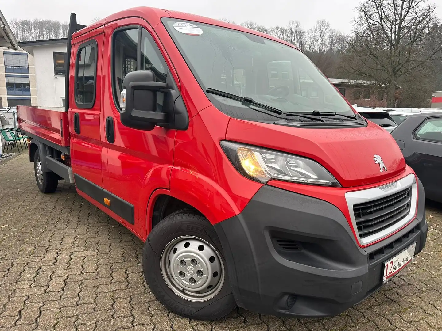 Peugeot Boxer 435 L3 BlueHDi 160+DO-KA+7 SITZE+KLIMA+6 GANG Rot - 2