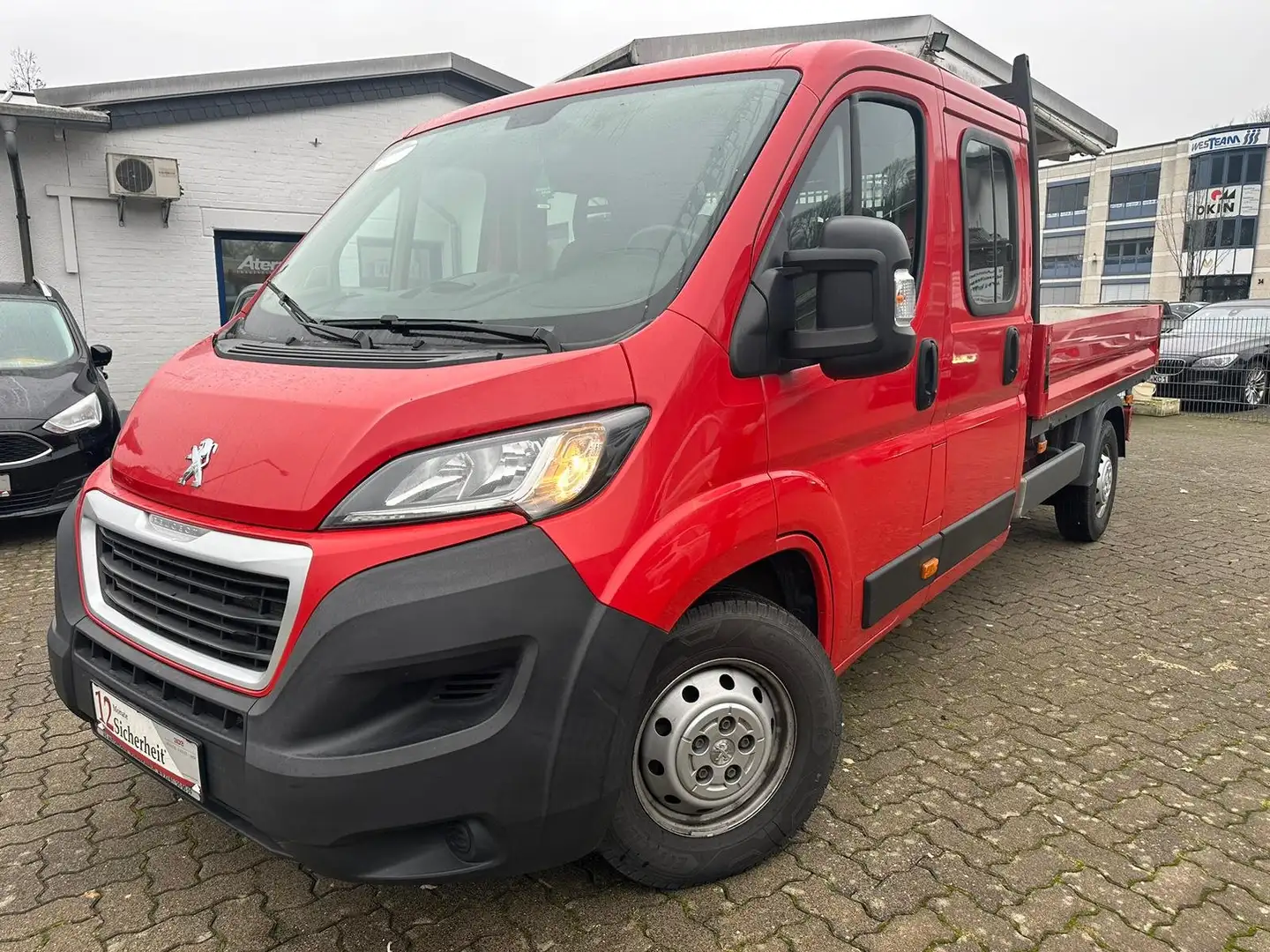 Peugeot Boxer 435 L3 BlueHDi 160+DO-KA+7 SITZE+KLIMA+6 GANG Rot - 1