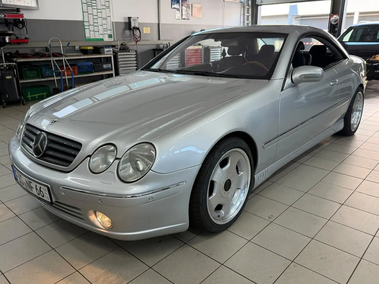 Mercedes-Benz CL 500 Lorinser Kompressor. Leistung 300kw Rückfahrkamera, foto 3