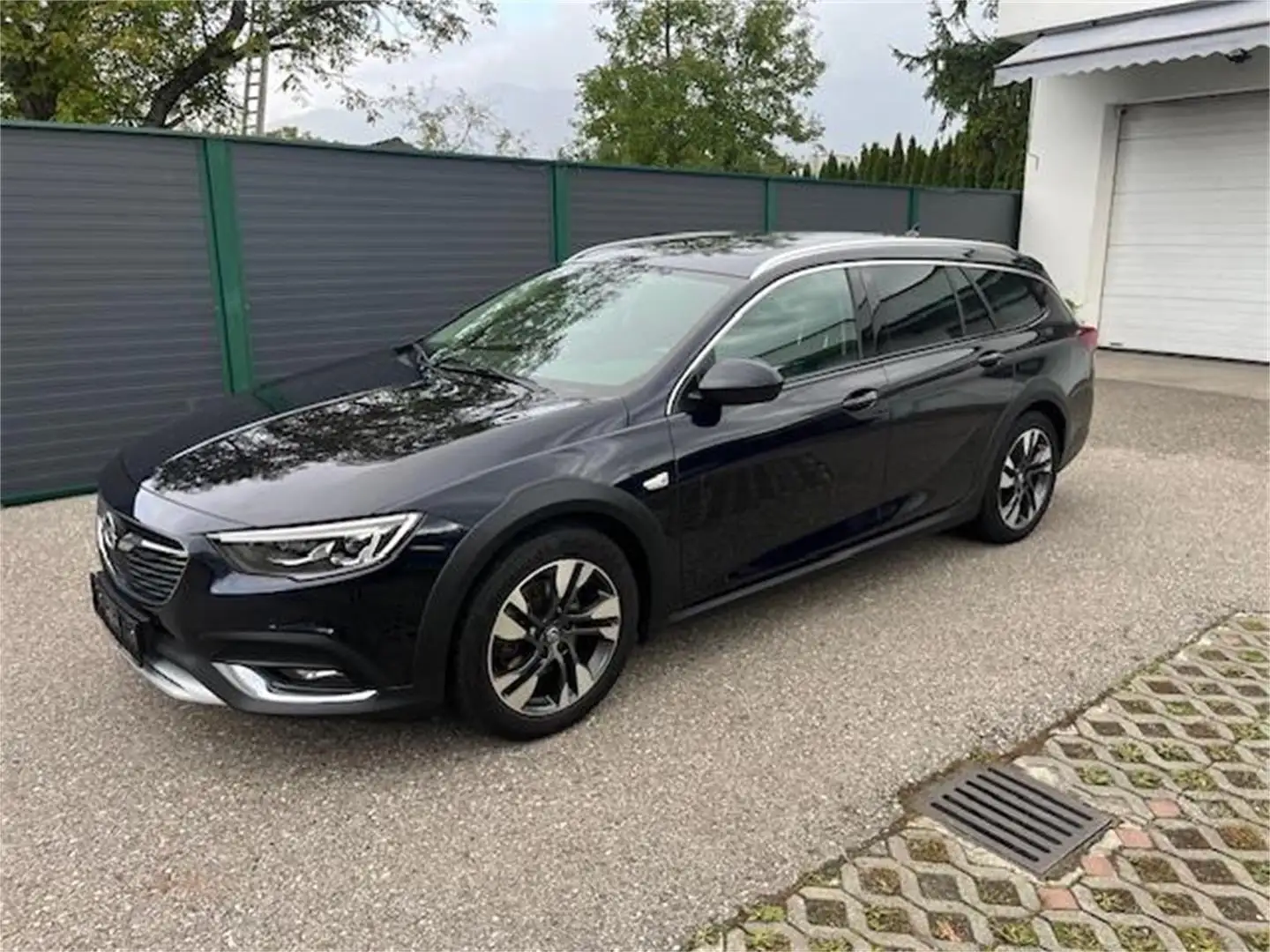 Opel Insignia Country Tourer 2,0 CDTI Blueinjection Aut Blau - 1