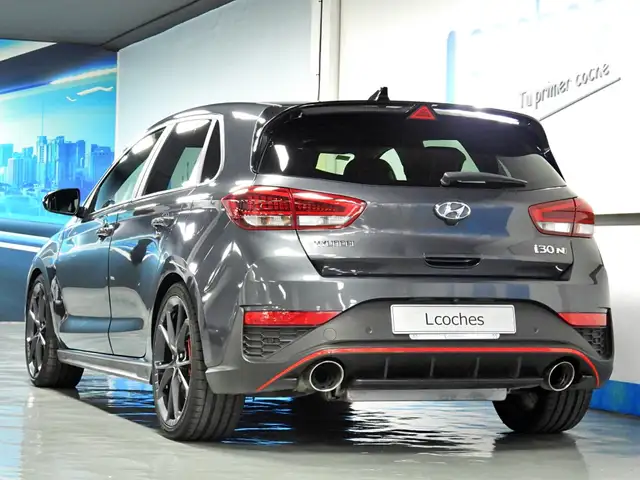 Hyundai i30 view 8