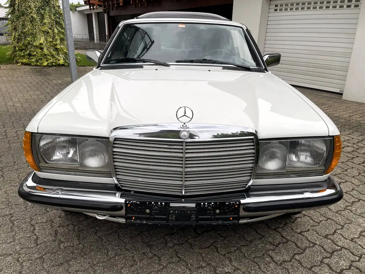 Mercedes-Benz 230 CE Coupè W 123 Baujahr 1985 Sammlerfahrzeug H-Kennzeichen, foto 3