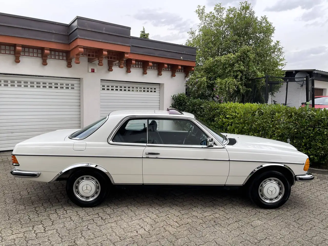 Mercedes-Benz 230 CE Coupè W 123 Baujahr 1985 Sammlerfahrzeug H-Kennzeichen, foto 4