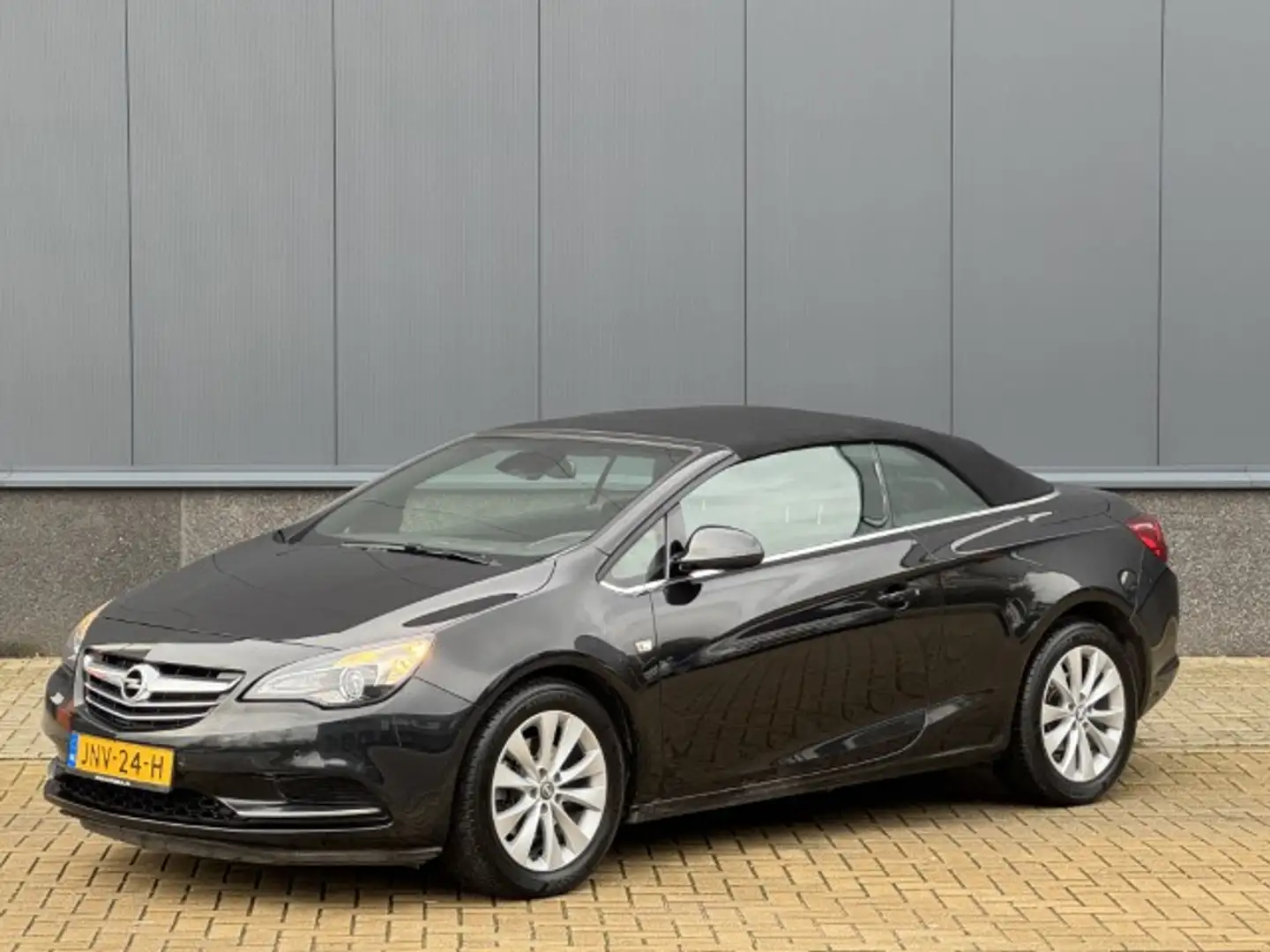 Opel Cascada 1.4 Turbo ecoFLEX Cosmo Zwart - 2