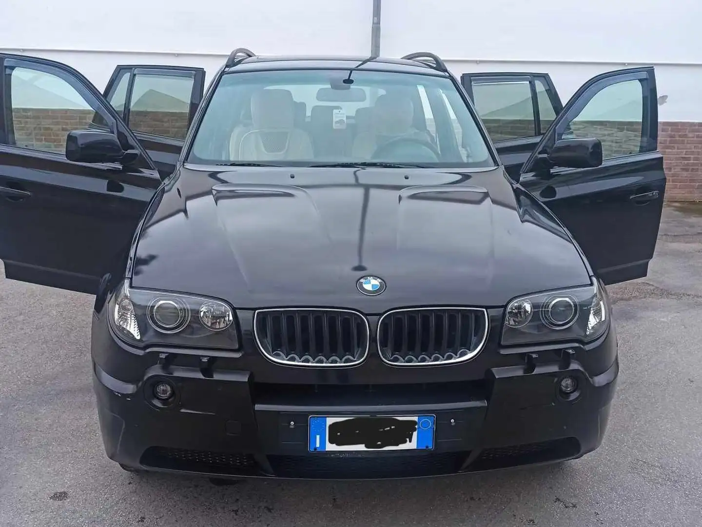 BMW X3 X3 E83 2.0d Attiva Nero - 2